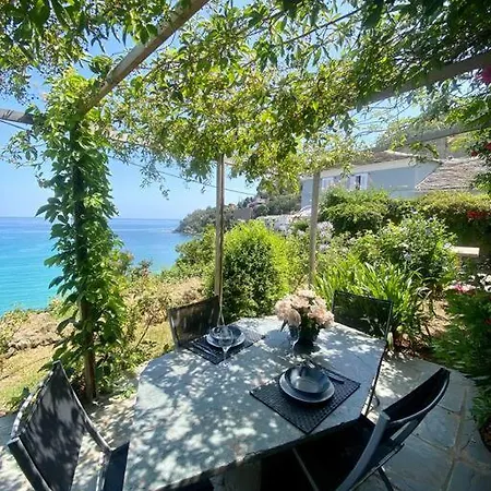 Maison En Bord De En Corse Lavasina Brando