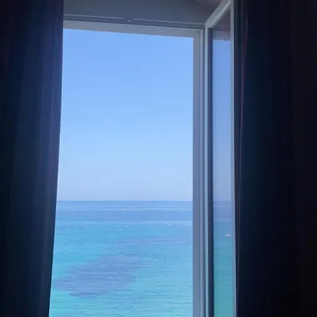 Maison En Bord De En Corse Lavasina Brando