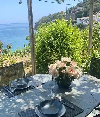 Maison En Bord De En Corse Lavasina *